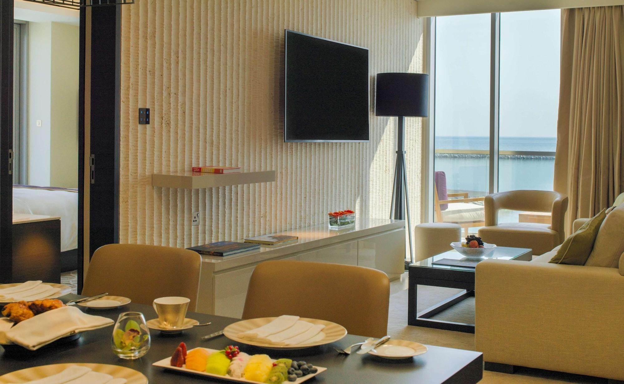 Kempinski Hotel Muscat Exterior photo A suite at the hotel