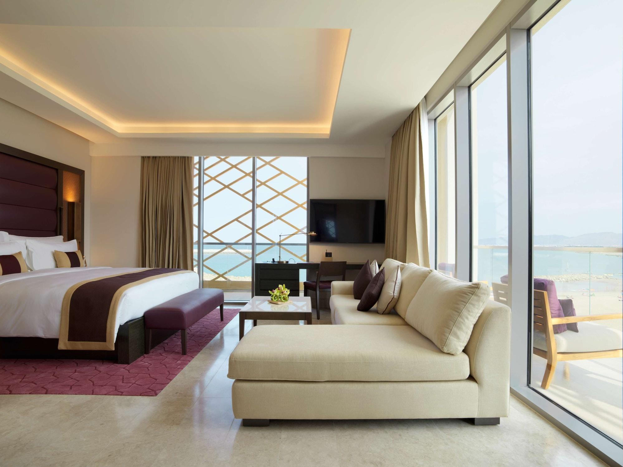 Kempinski Hotel Muscat Exterior photo A suite at the hotel
